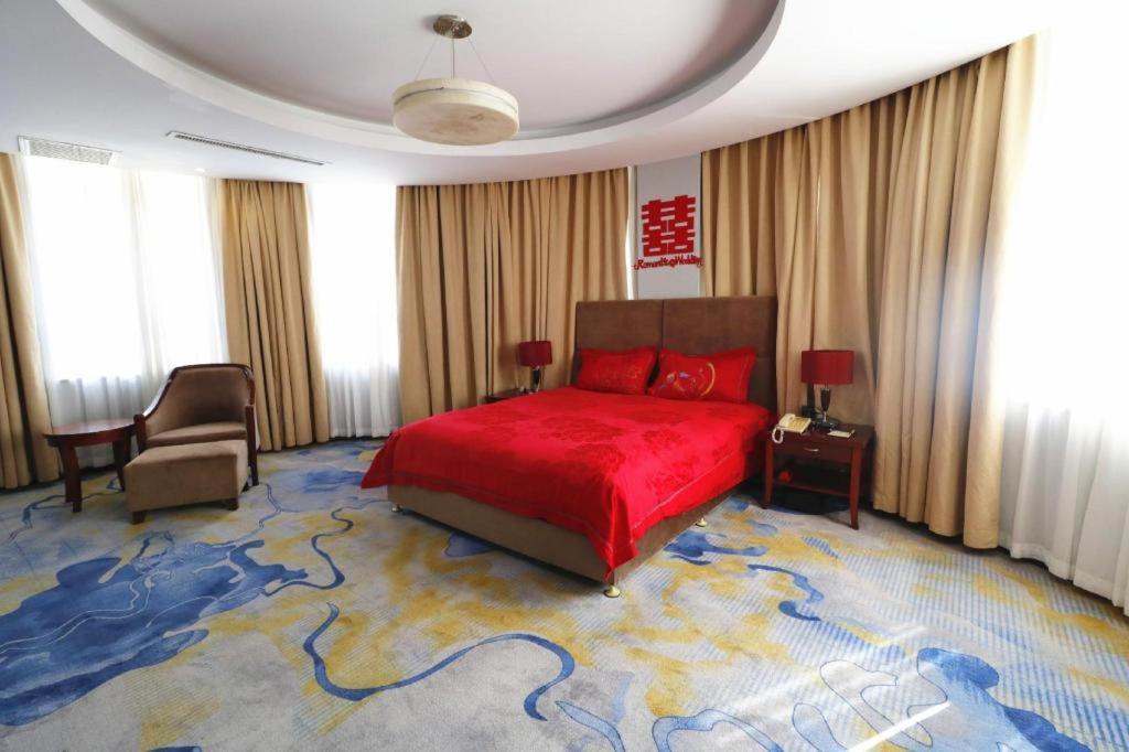 Qingdao Royal Garden Hotel Exteriör bild
